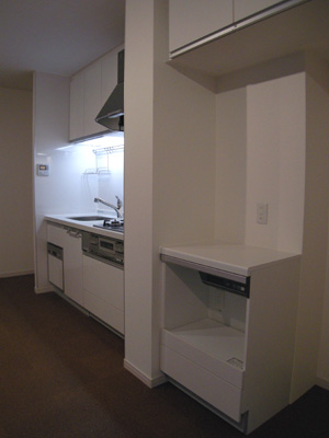 コルクフロアで温かみのある空間に コルクフロアで温かみのある空間に